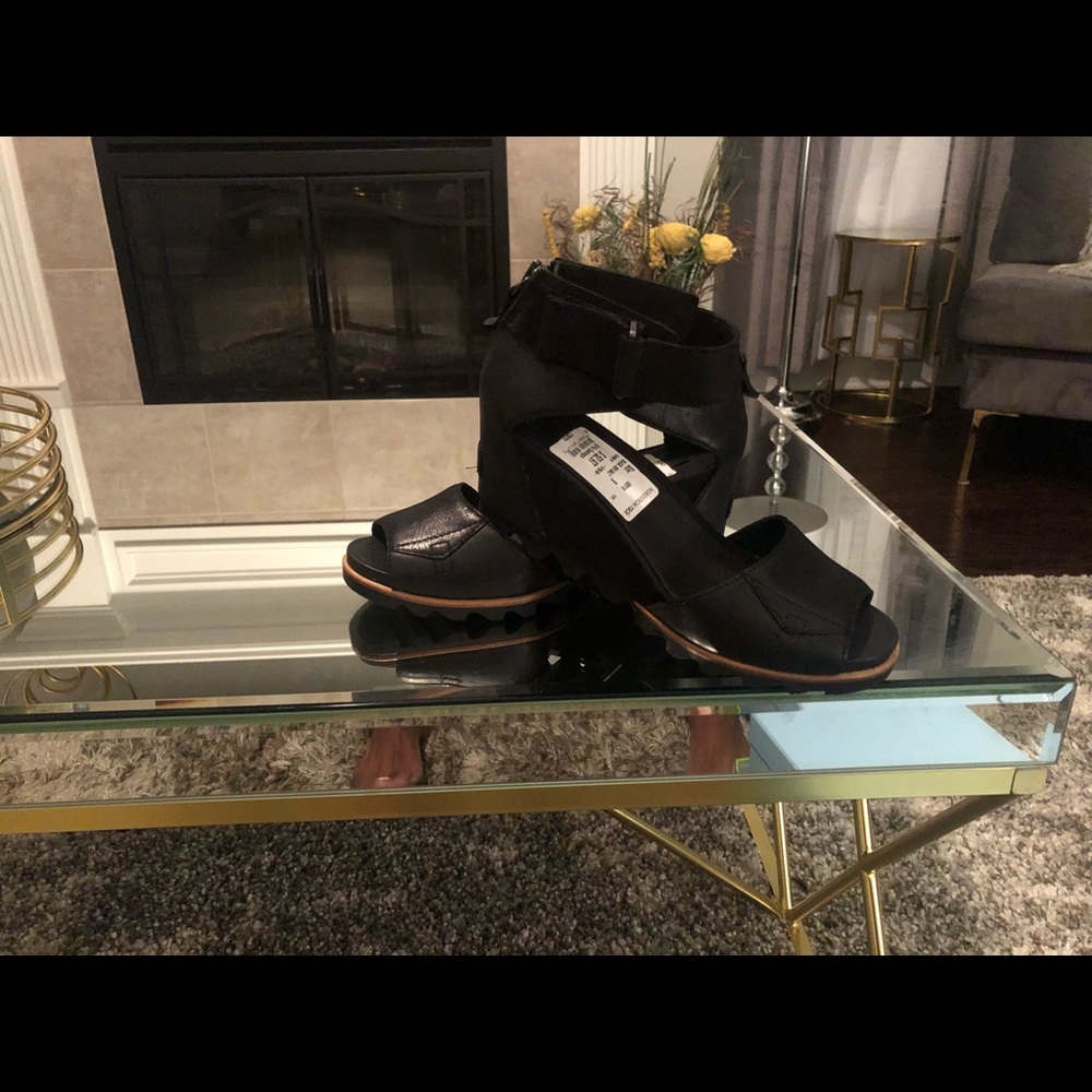 Sorel Wedge Sandal